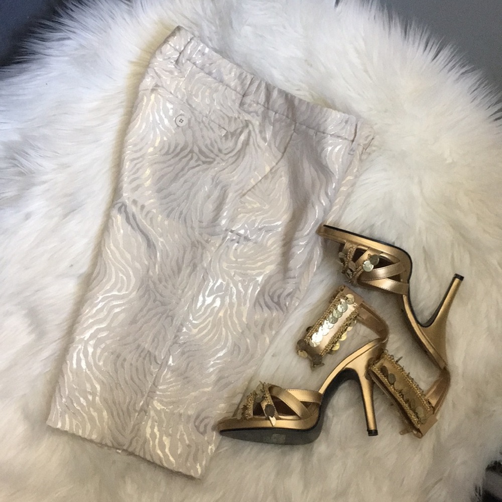 New York & Company low rise shorts.